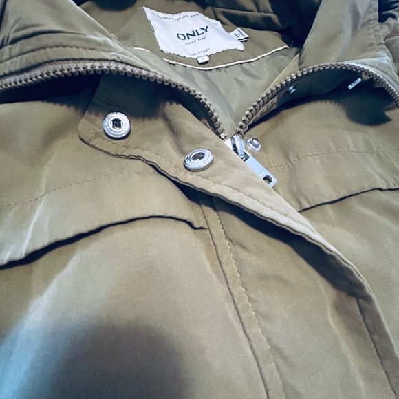 ONLY Women's Army Green Utility Jacket - Picture 5 of 16